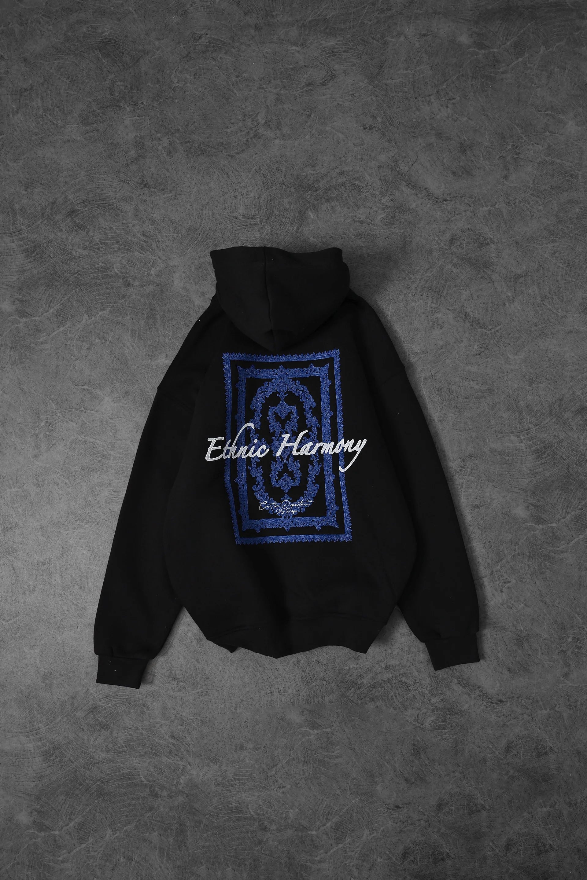 Moletom com capuz oversized "Ethnic Harmony"